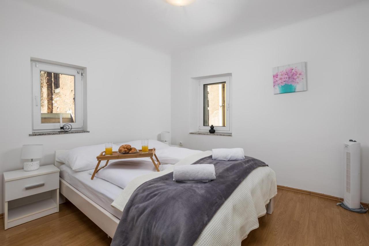 Main View Apartment Rijeka Eksteriør bilde